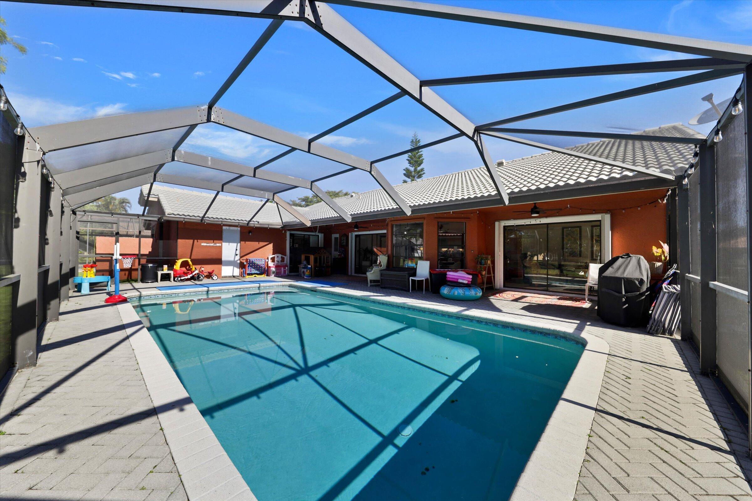 PINE LANDING - Residential Lease