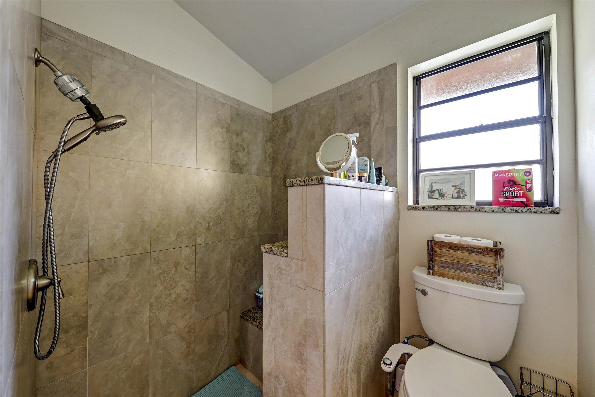 PINE LANDING - Residential Lease