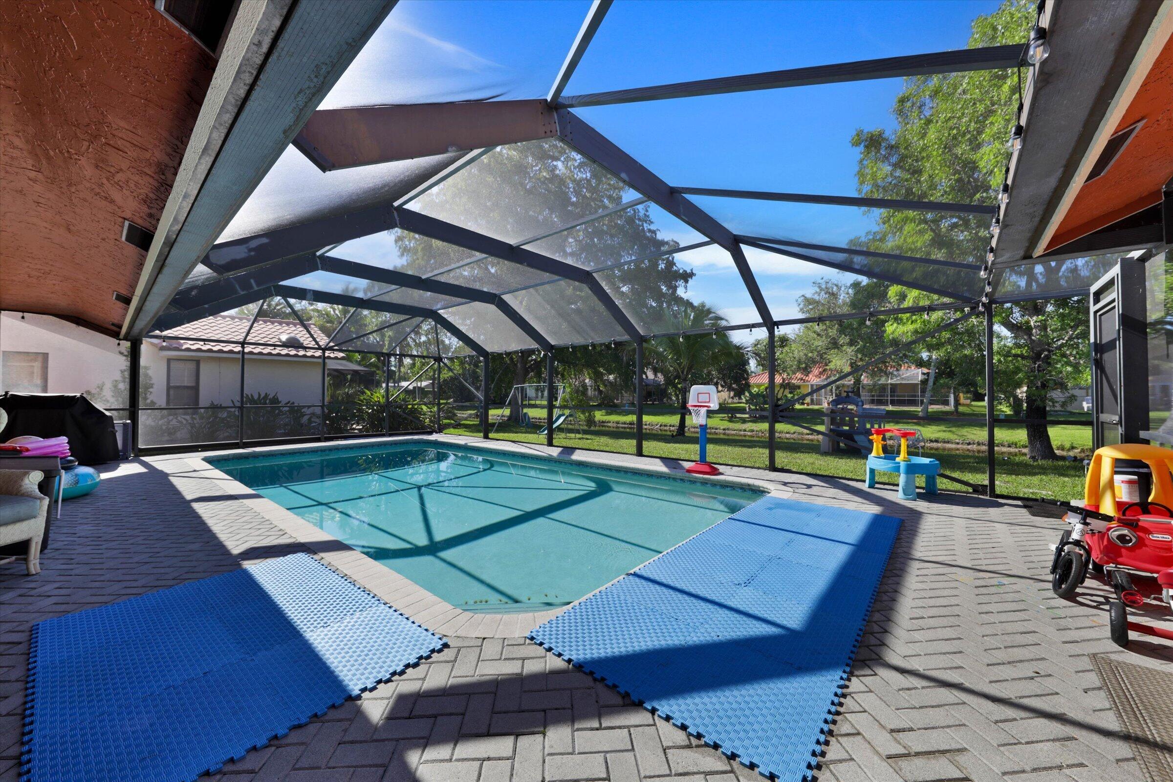 PINE LANDING - Residential Lease