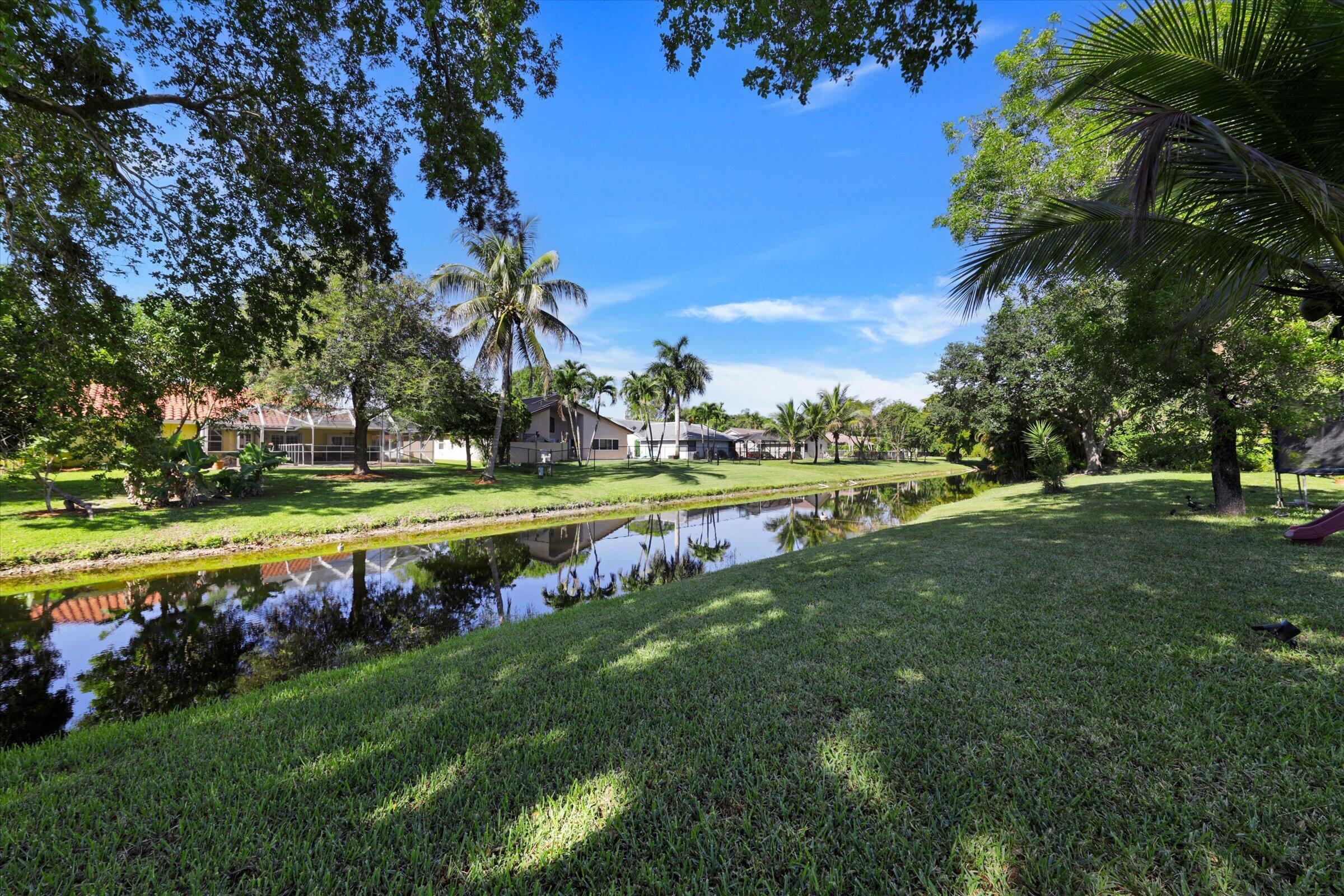 PINE LANDING - Residential Lease