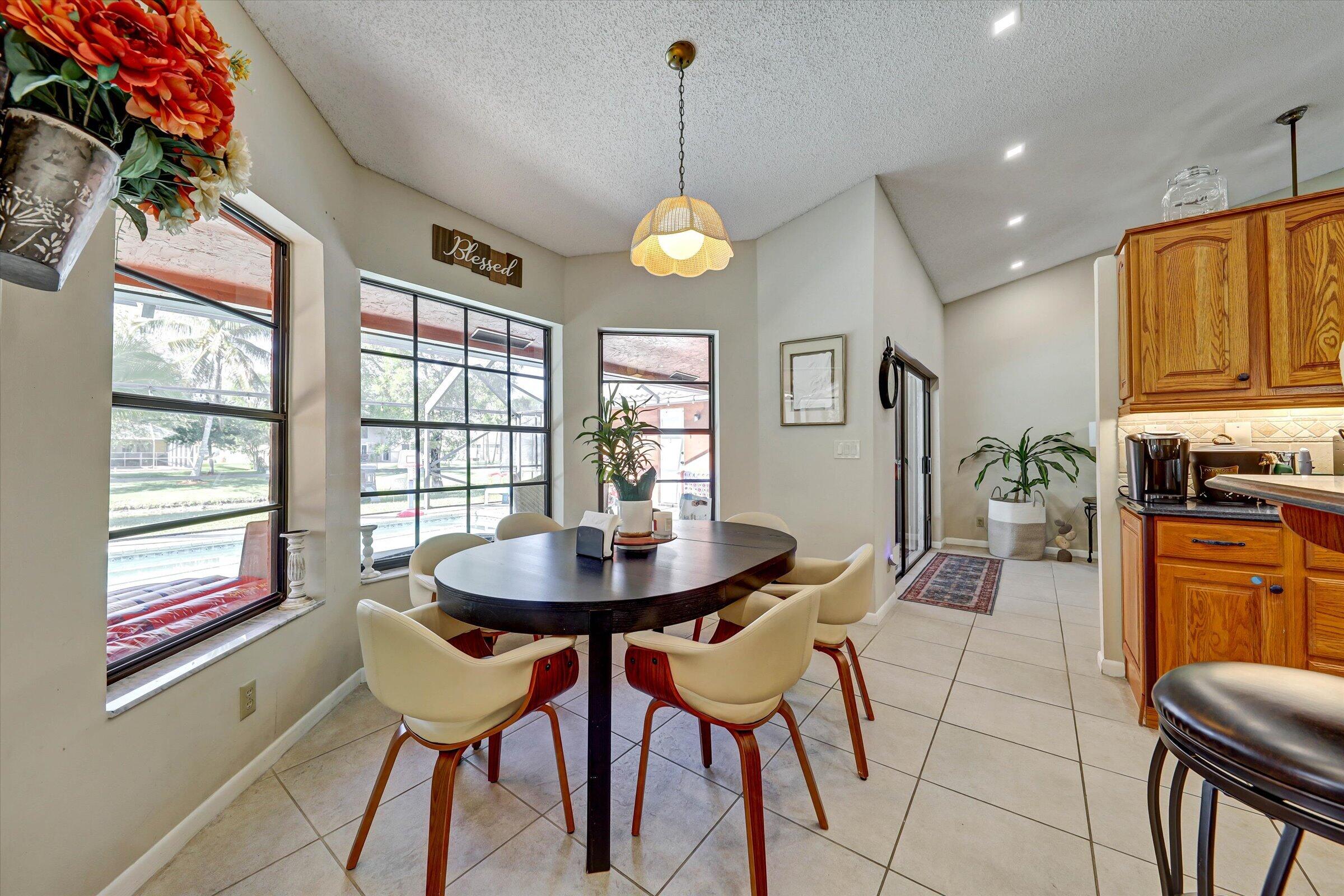 PINE LANDING - Residential Lease