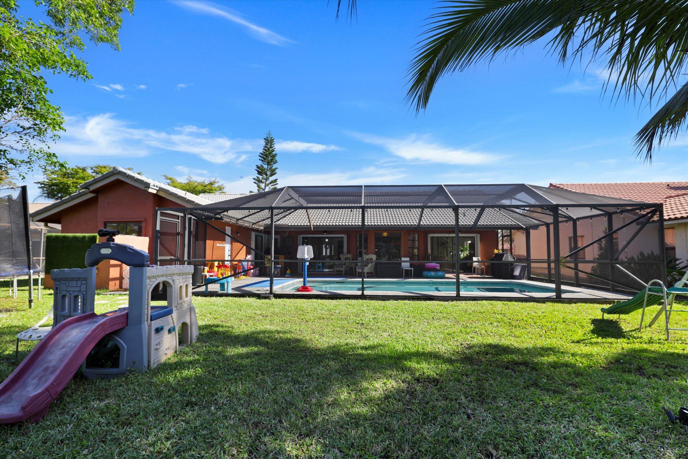PINE LANDING - Residential Lease