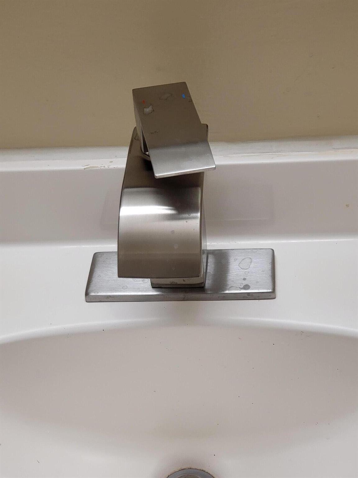 SANDALFOOT COVE SEC 10 - Residential Lease