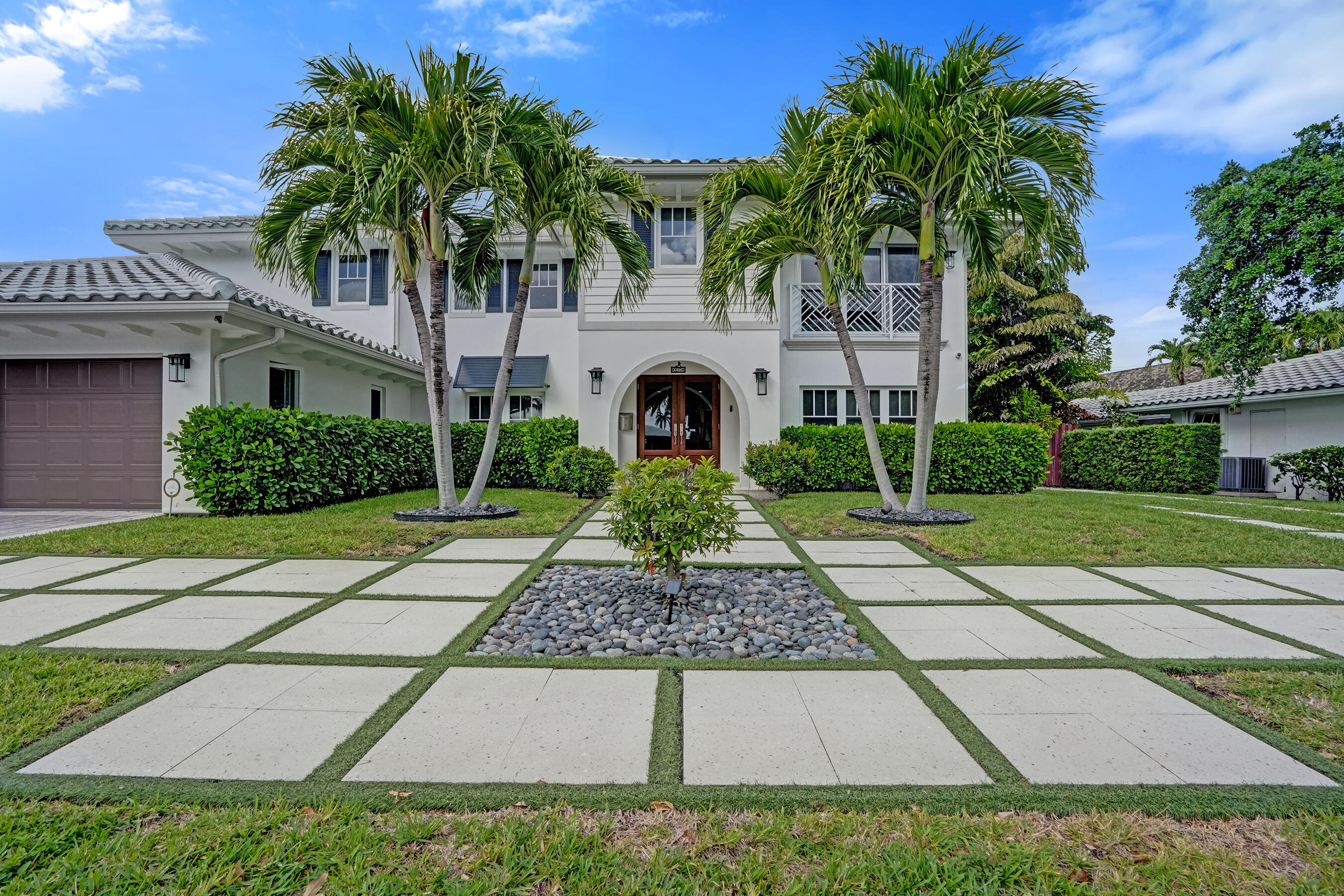 738 Middle River Drive