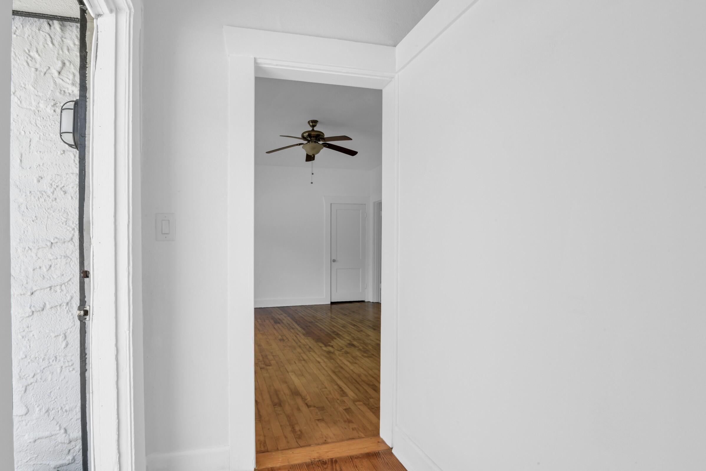 LAKE WORTH TOWN OF - Residential Lease