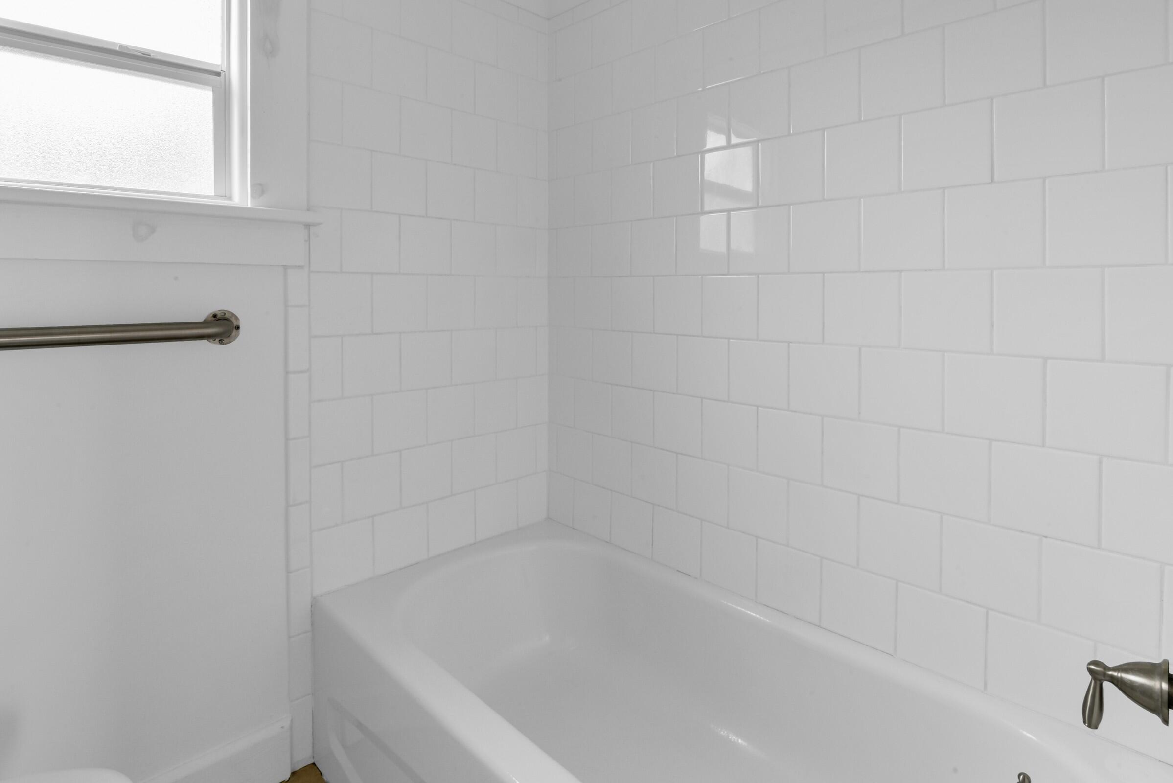 LAKE WORTH TOWN OF - Residential Lease