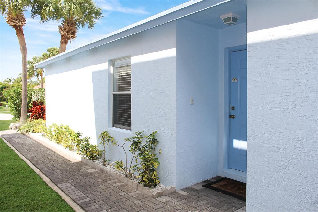 VICTORIA WOODS - Residential