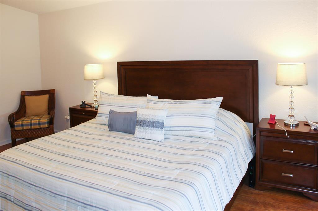 VICTORIA WOODS - Residential