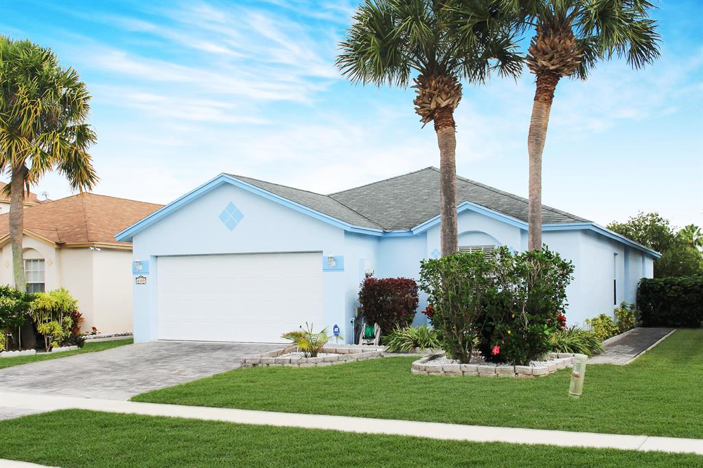 VICTORIA WOODS - Residential