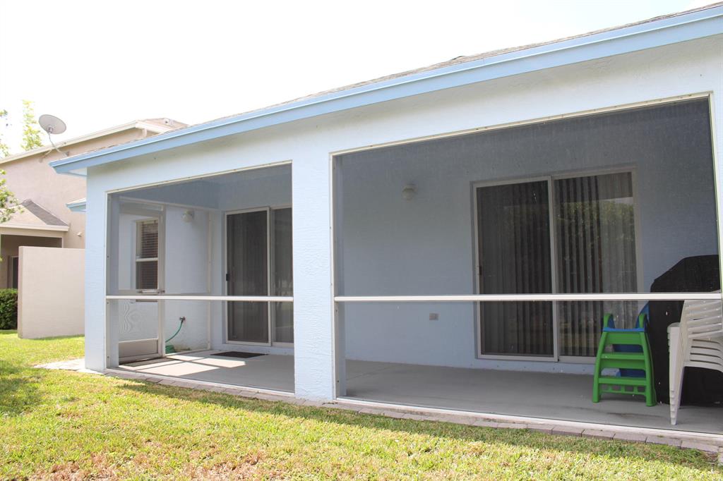 VICTORIA WOODS - Residential