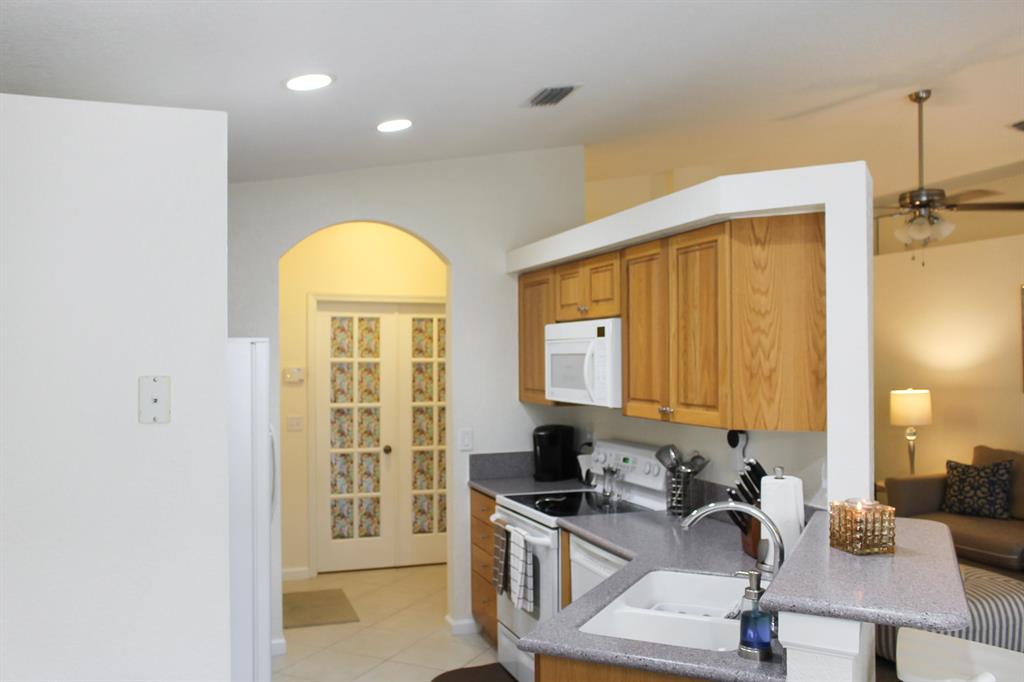 VICTORIA WOODS - Residential