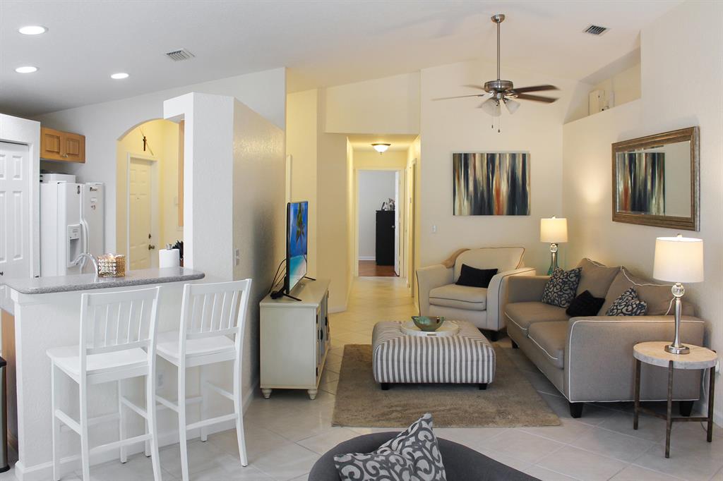 VICTORIA WOODS - Residential