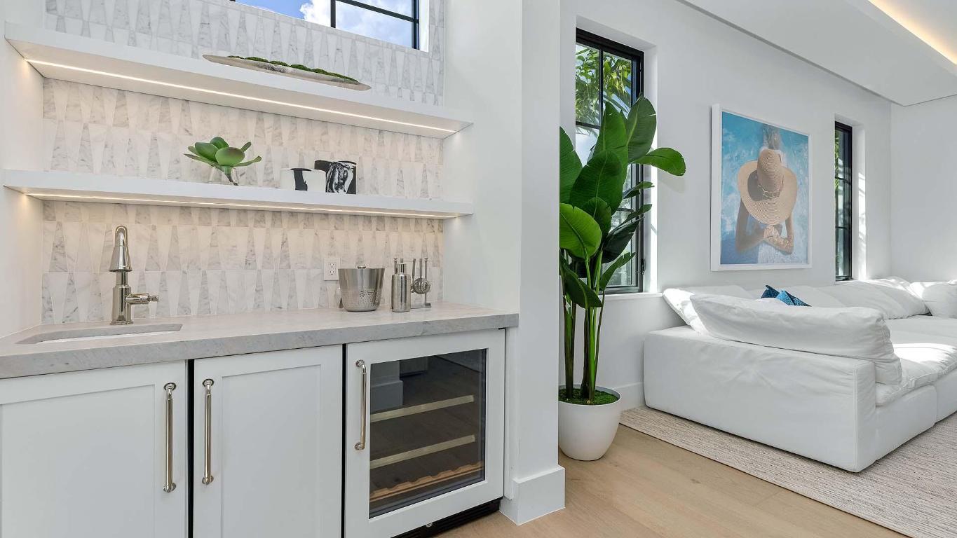 DELRAY ISLE - Residential