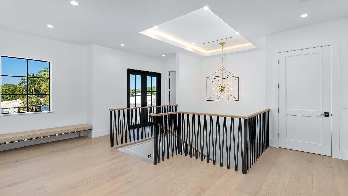 DELRAY ISLE - Residential