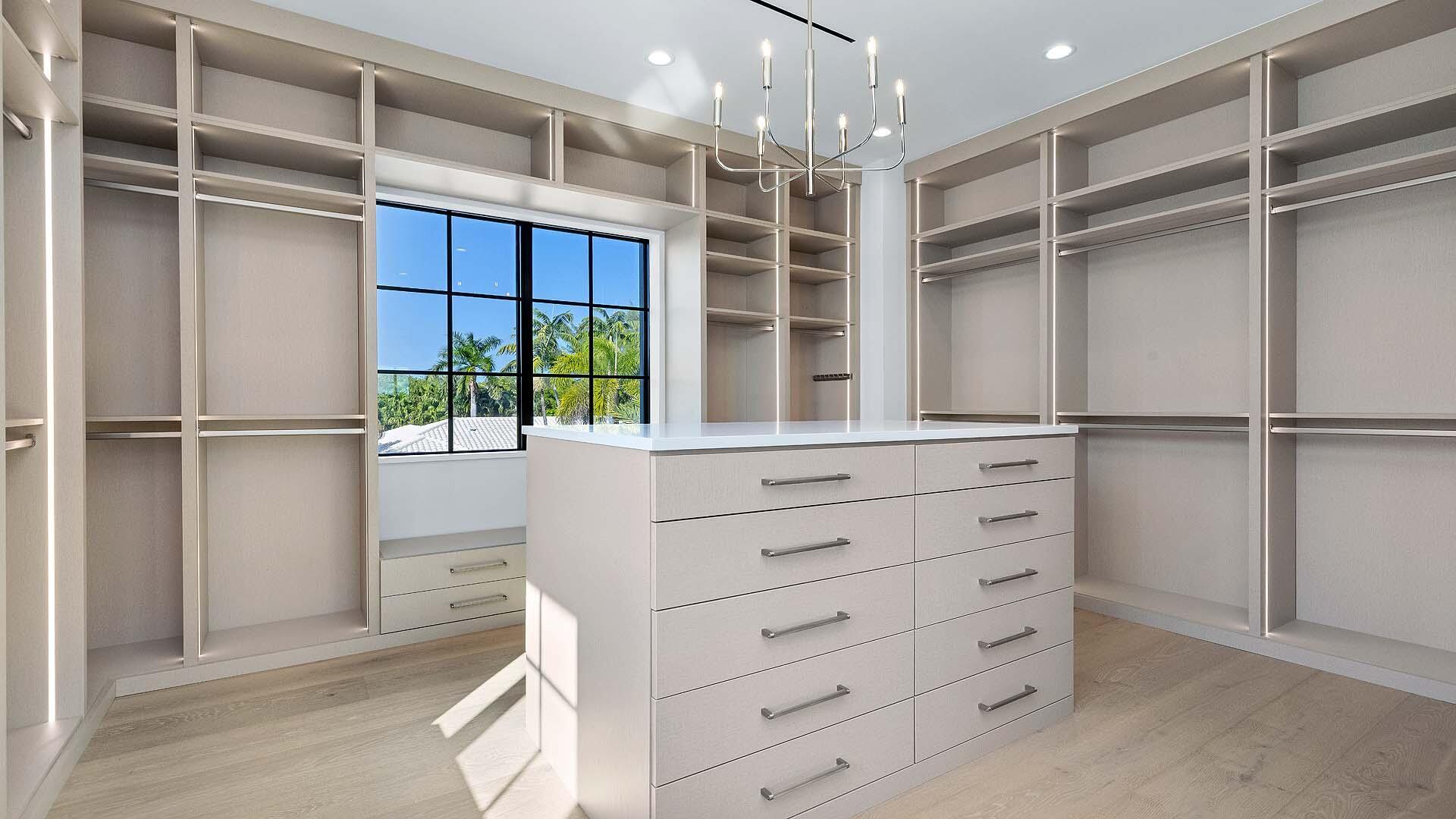 DELRAY ISLE - Residential