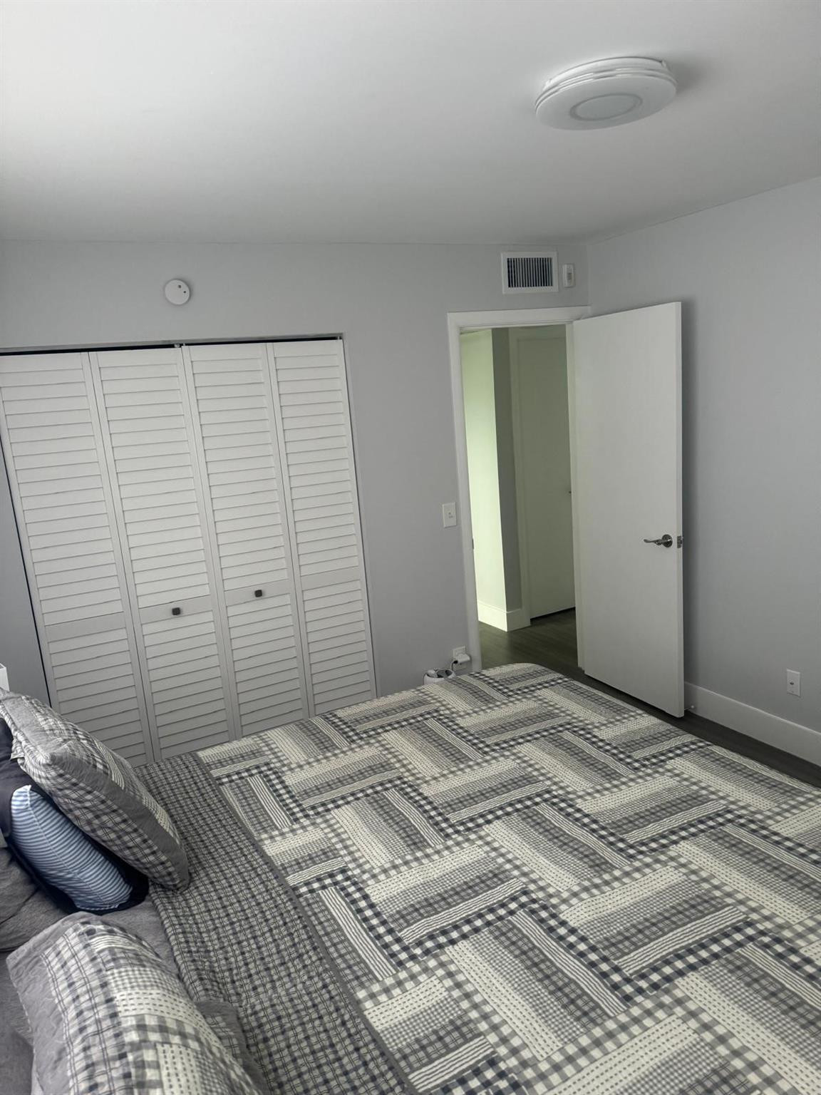 WESTBURY C - Residential