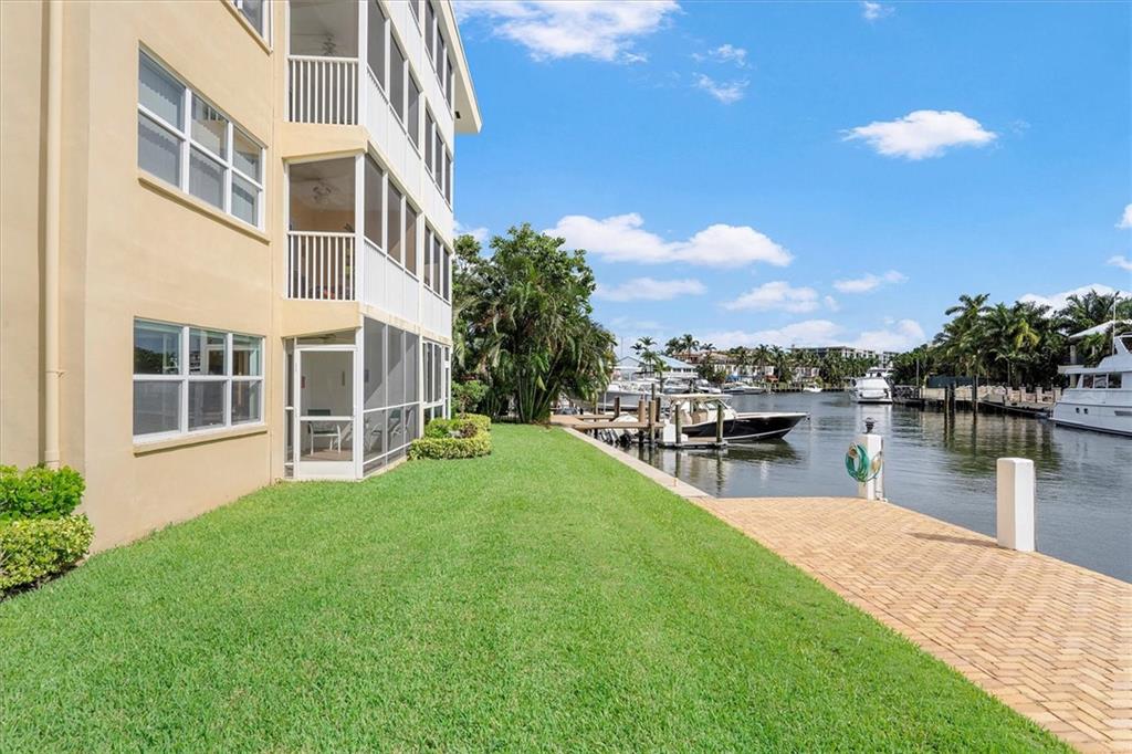 HAWTHORNE BAY - Residential