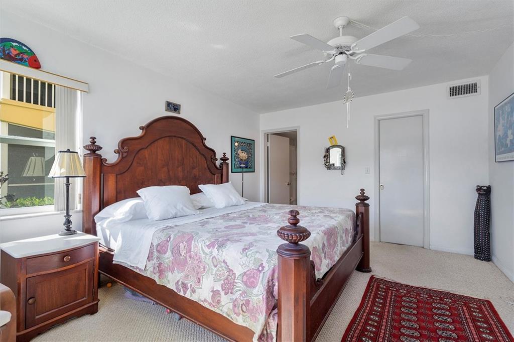 HAWTHORNE BAY - Residential