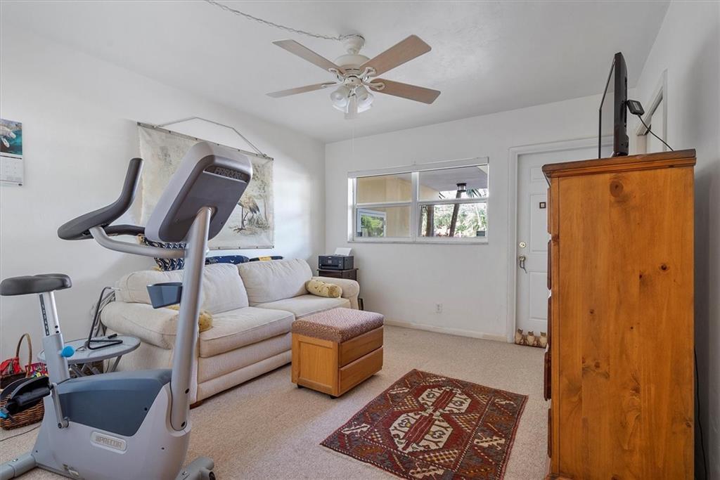 HAWTHORNE BAY - Residential