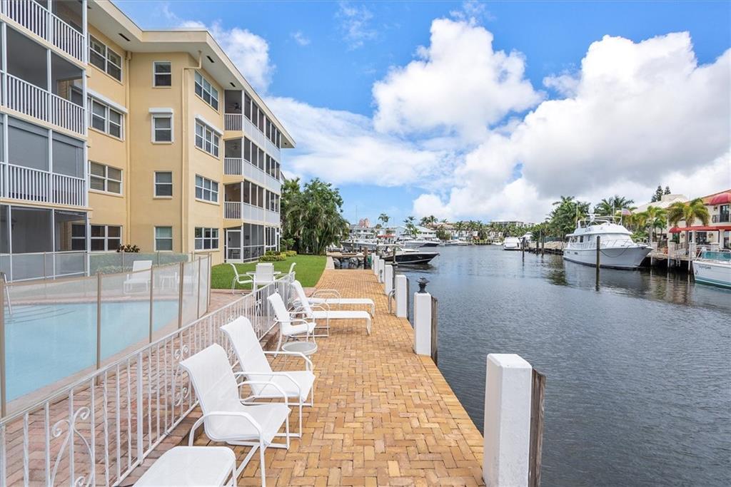HAWTHORNE BAY - Residential