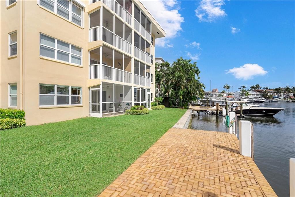 HAWTHORNE BAY - Residential