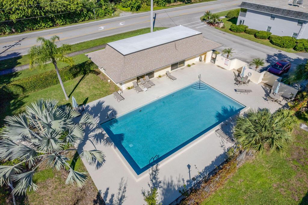 Tropic Groves - Residential