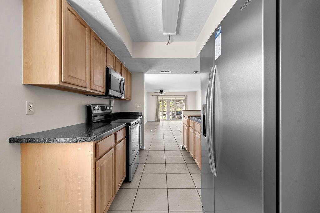 Tropic Groves - Residential
