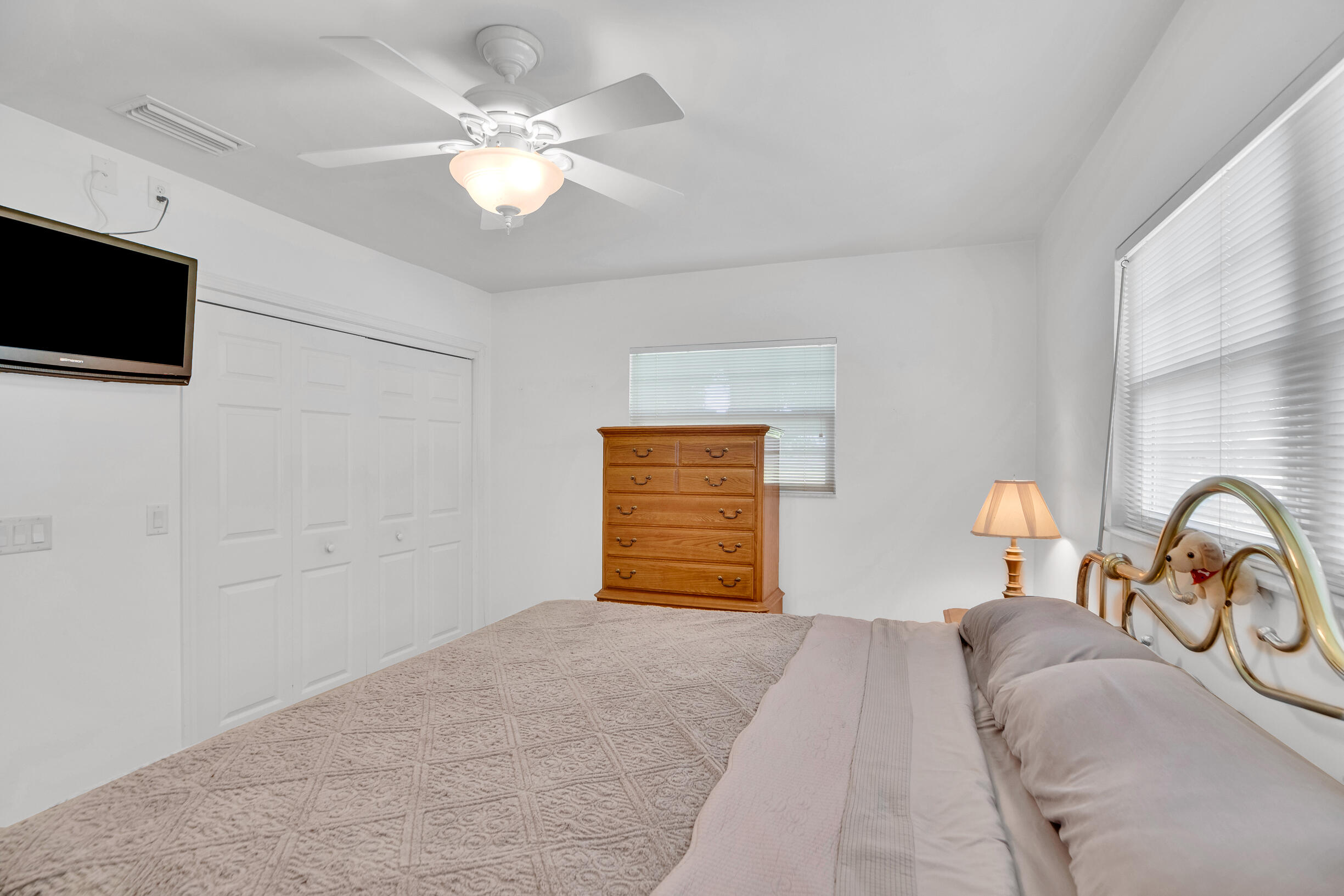 VERO PINES DEVELOPMENT UNIT NO 2 - Residential