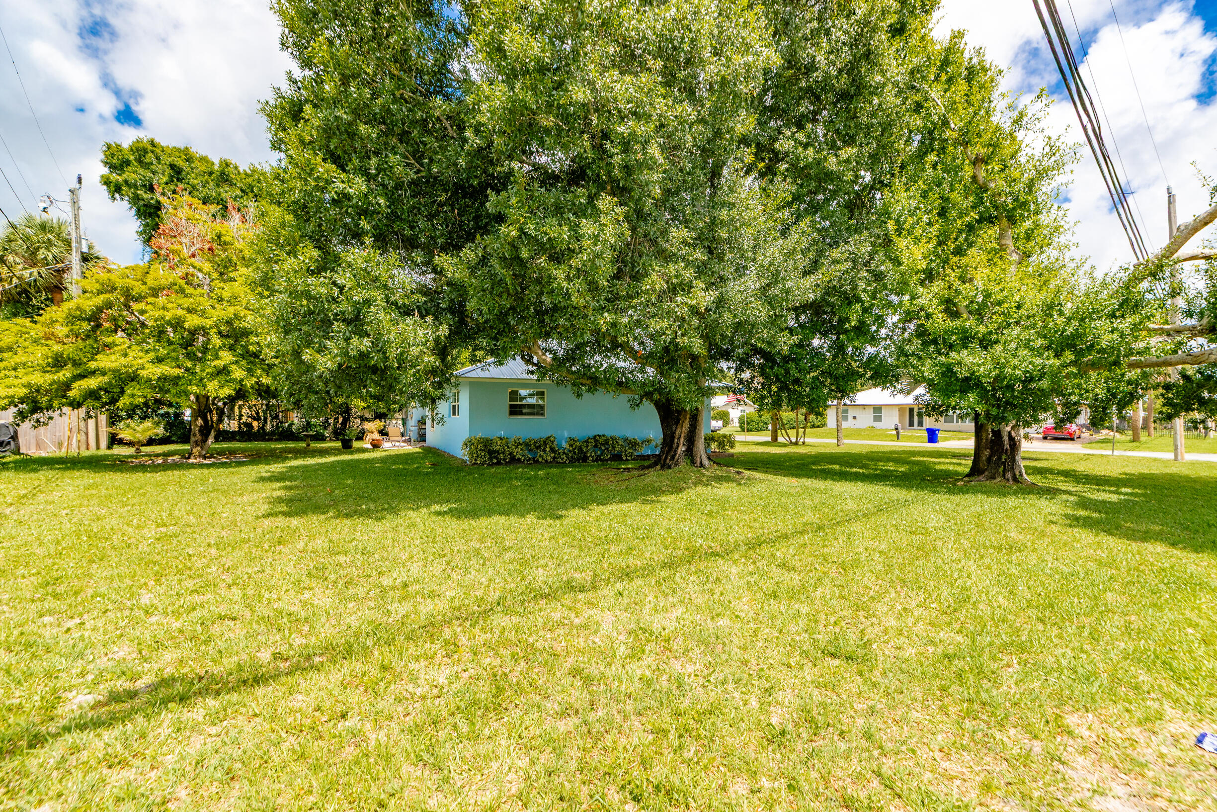 VERO PINES DEVELOPMENT UNIT NO 2 - Residential