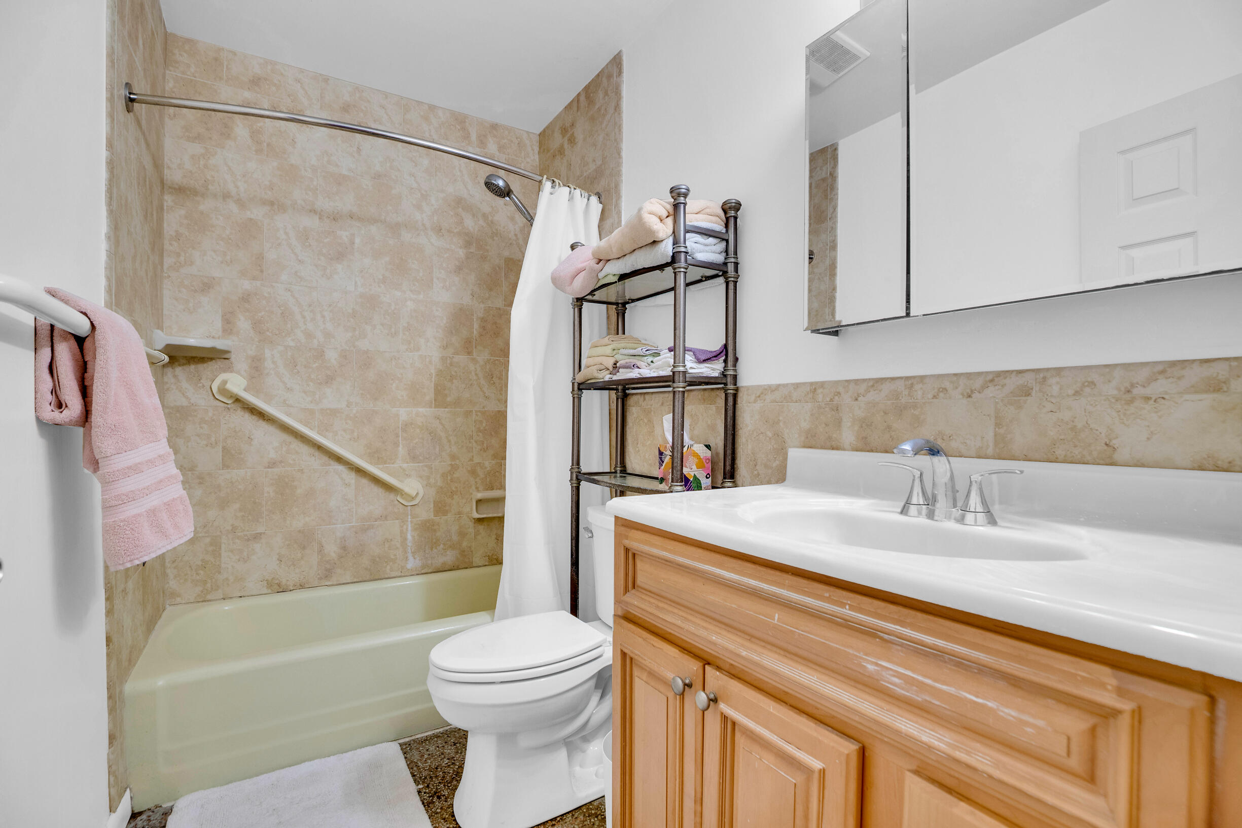 VERO PINES DEVELOPMENT UNIT NO 2 - Residential