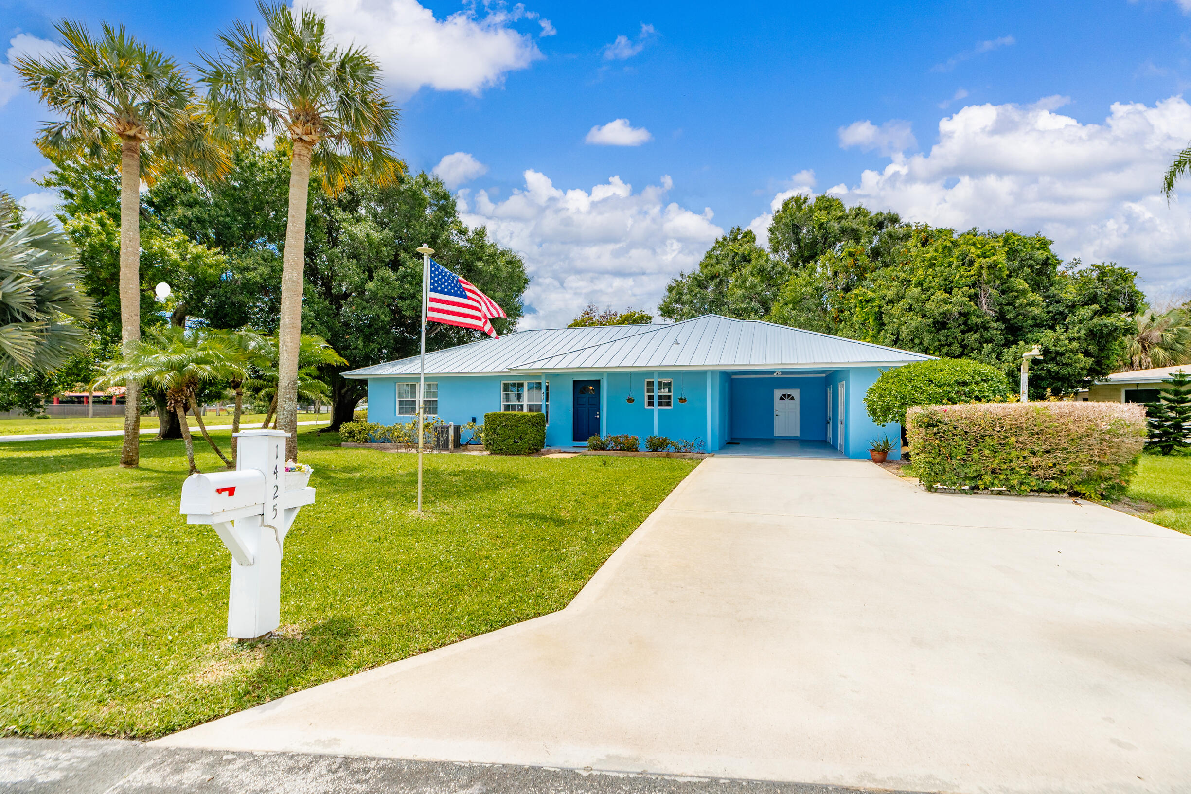 VERO PINES DEVELOPMENT UNIT NO 2 - Residential