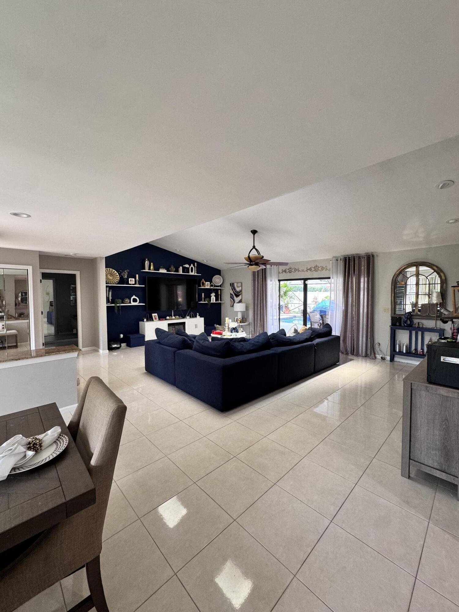 SUGAR POND MANOR - Residential