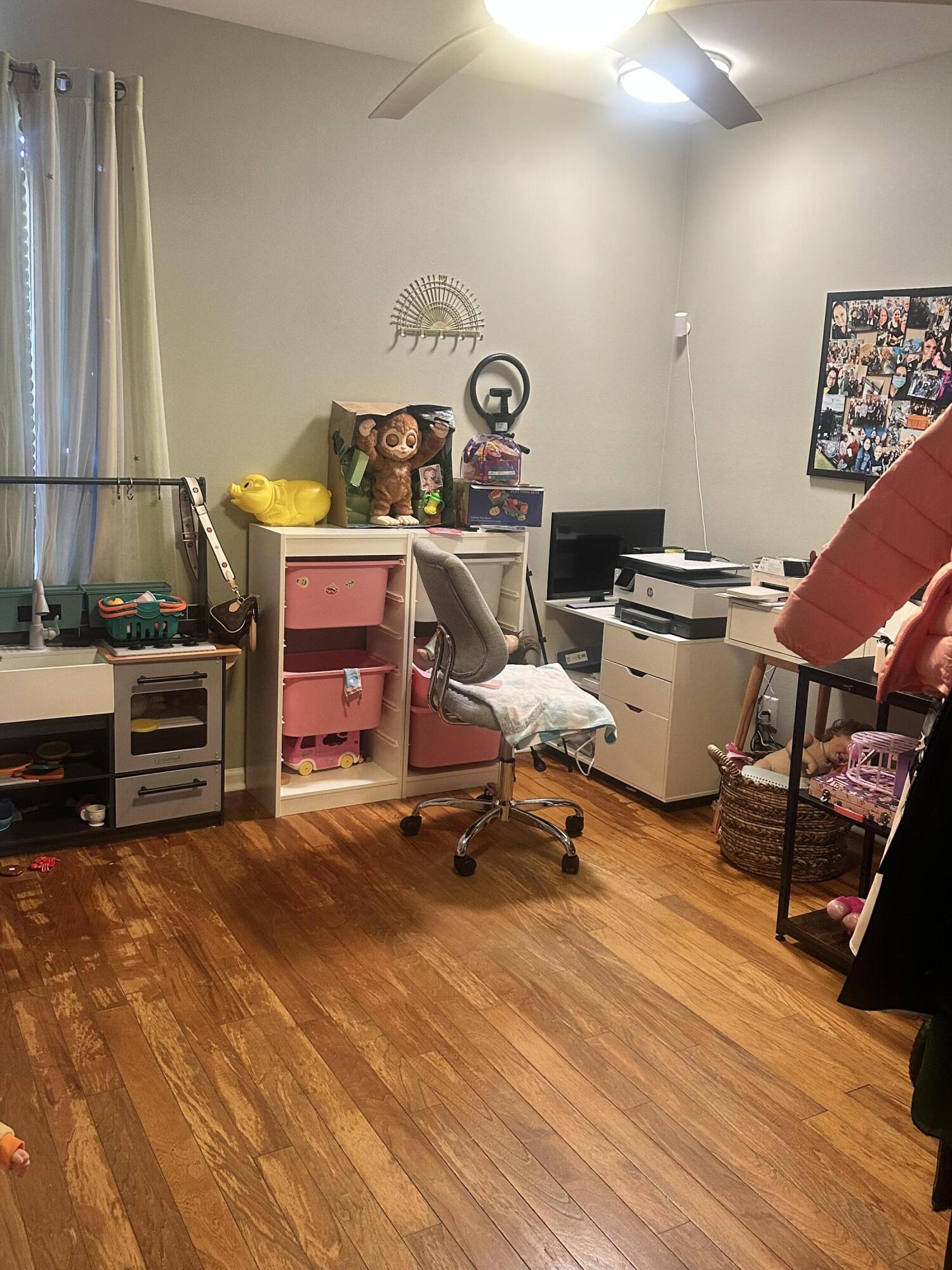 SUGAR POND MANOR - Residential