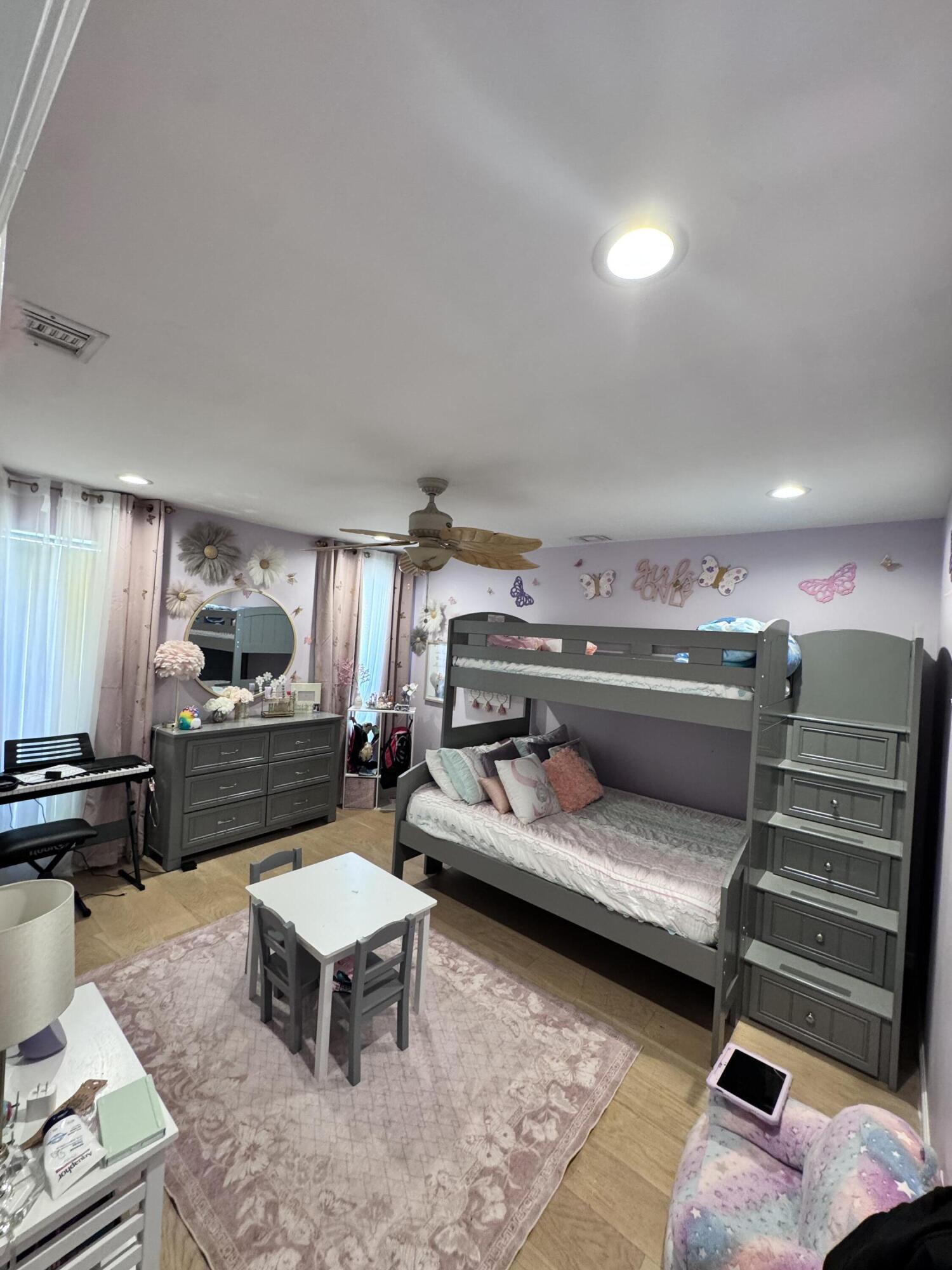 SUGAR POND MANOR - Residential