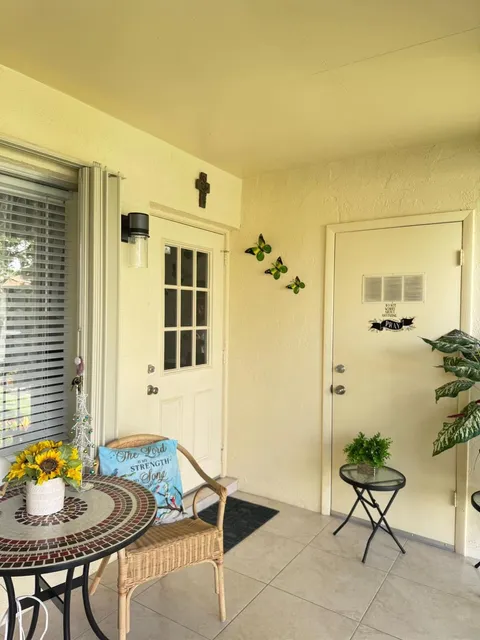 5831 Whispering Pine B2, Greenacres, FL MLS: R11031330