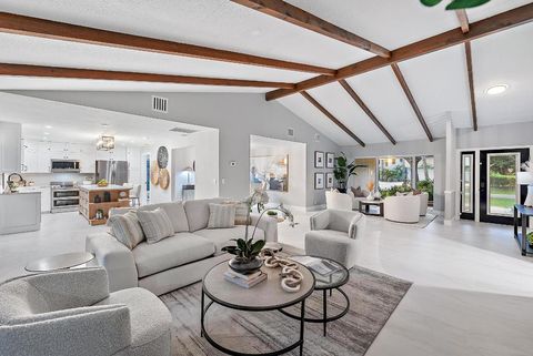 9 Old Fence Road Palm Beach Gardens FL 33418