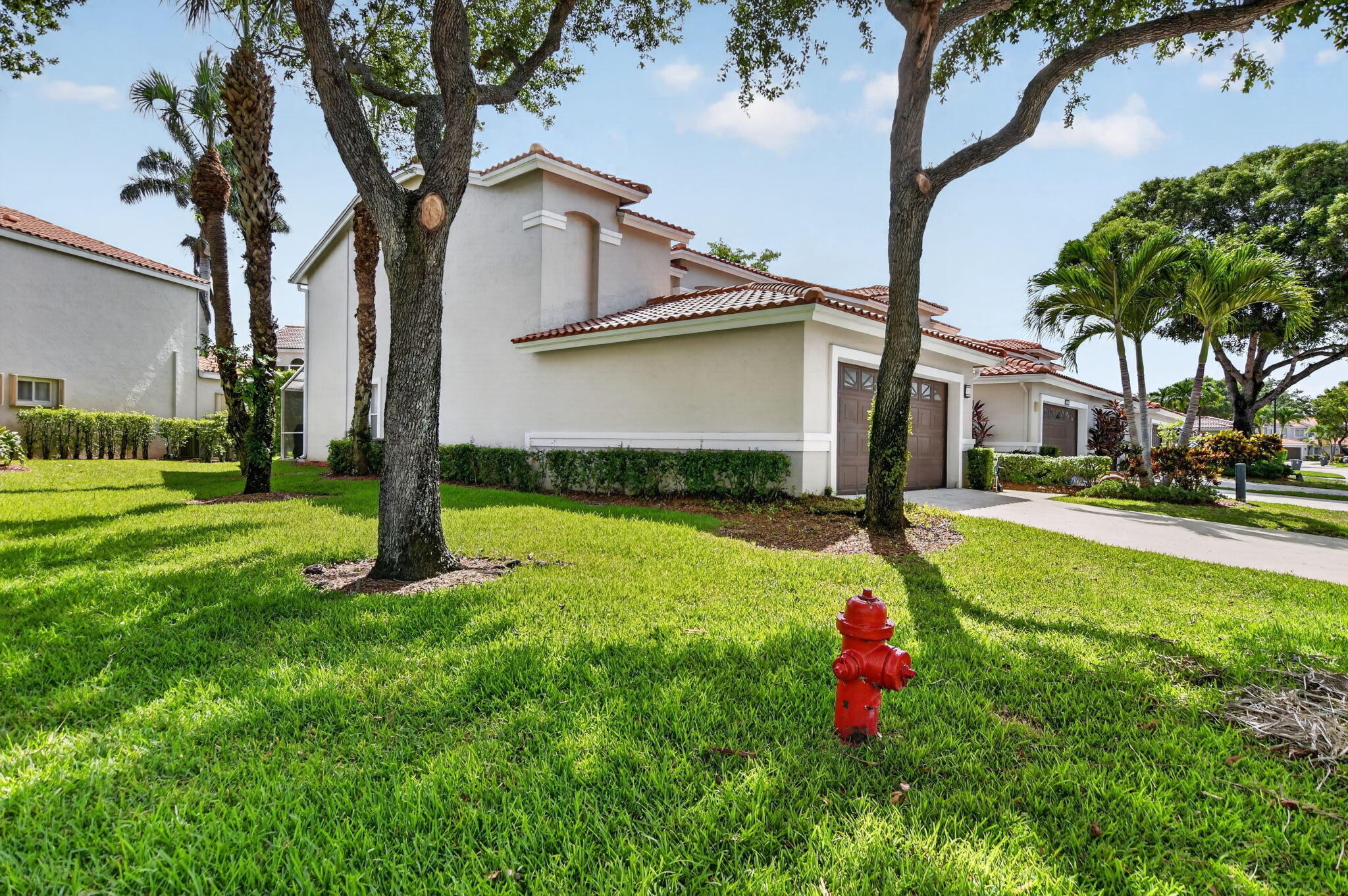 10401 Lake Vista Circle