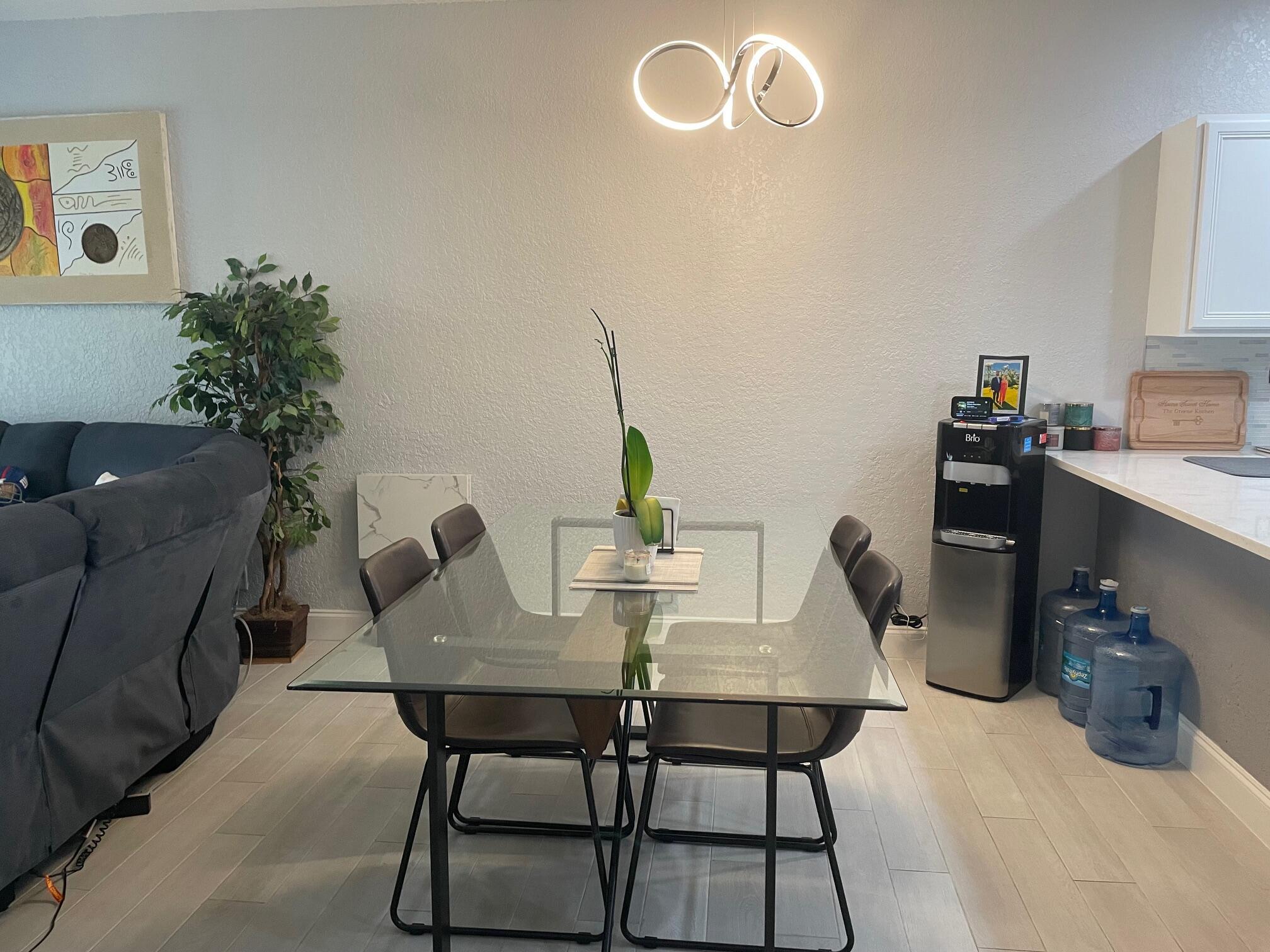 TOWNE PLACE - Residential