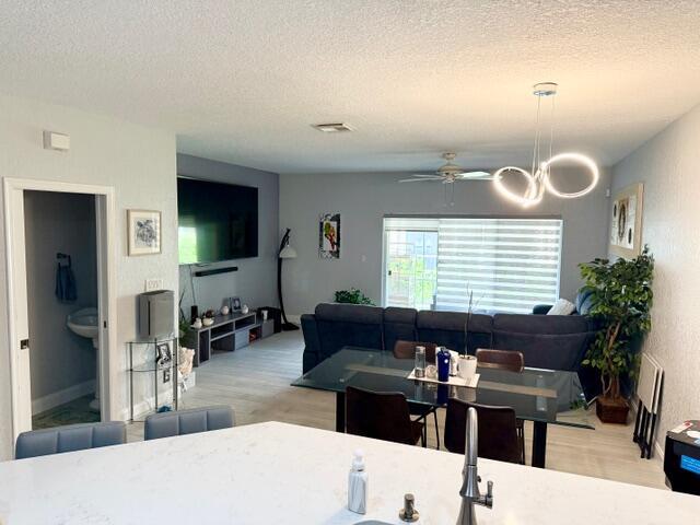TOWNE PLACE - Residential