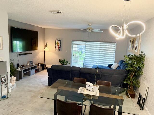 TOWNE PLACE - Residential