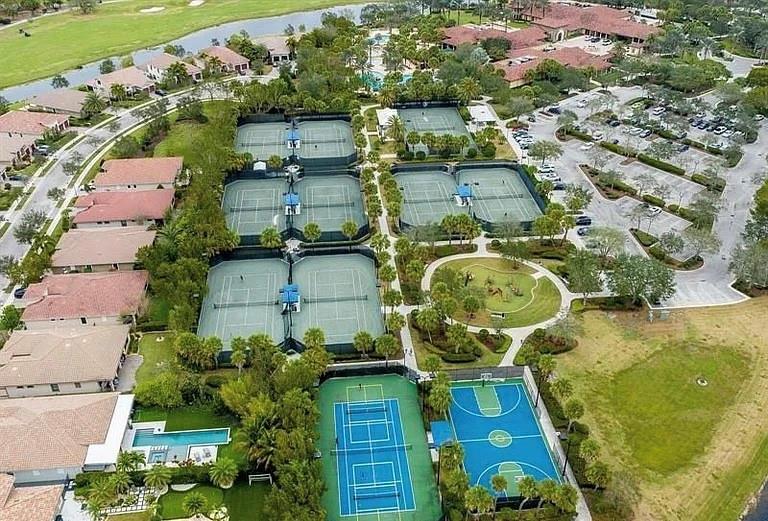 Parkland Golf & Country C - Residential
