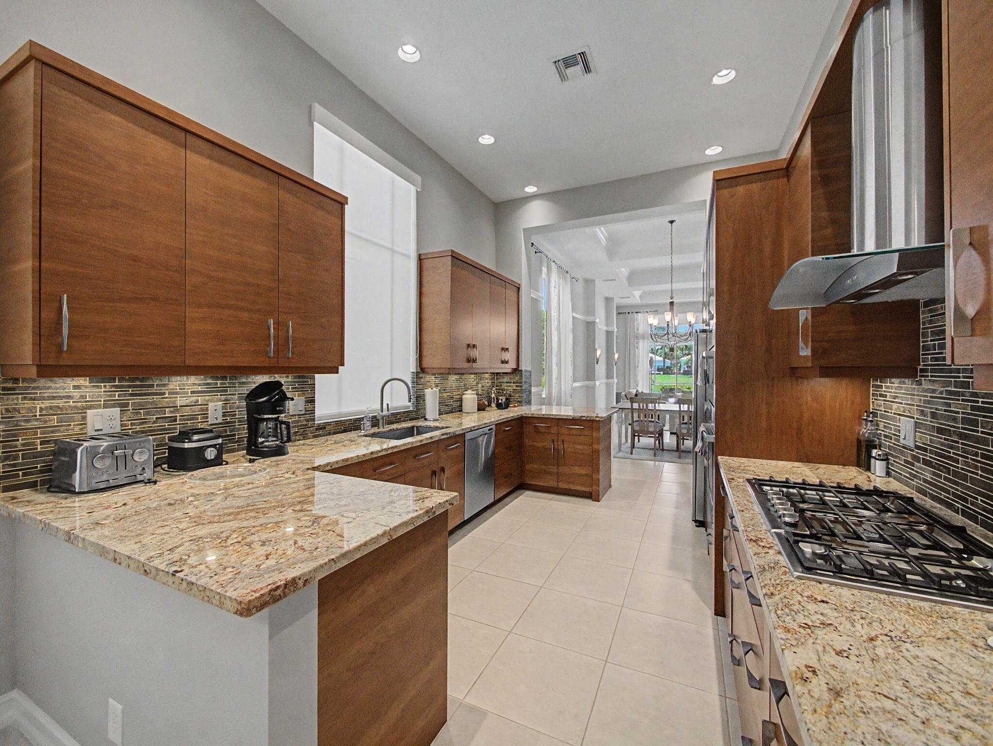 BALLENISLES PODS 20A AND 20B - Residential