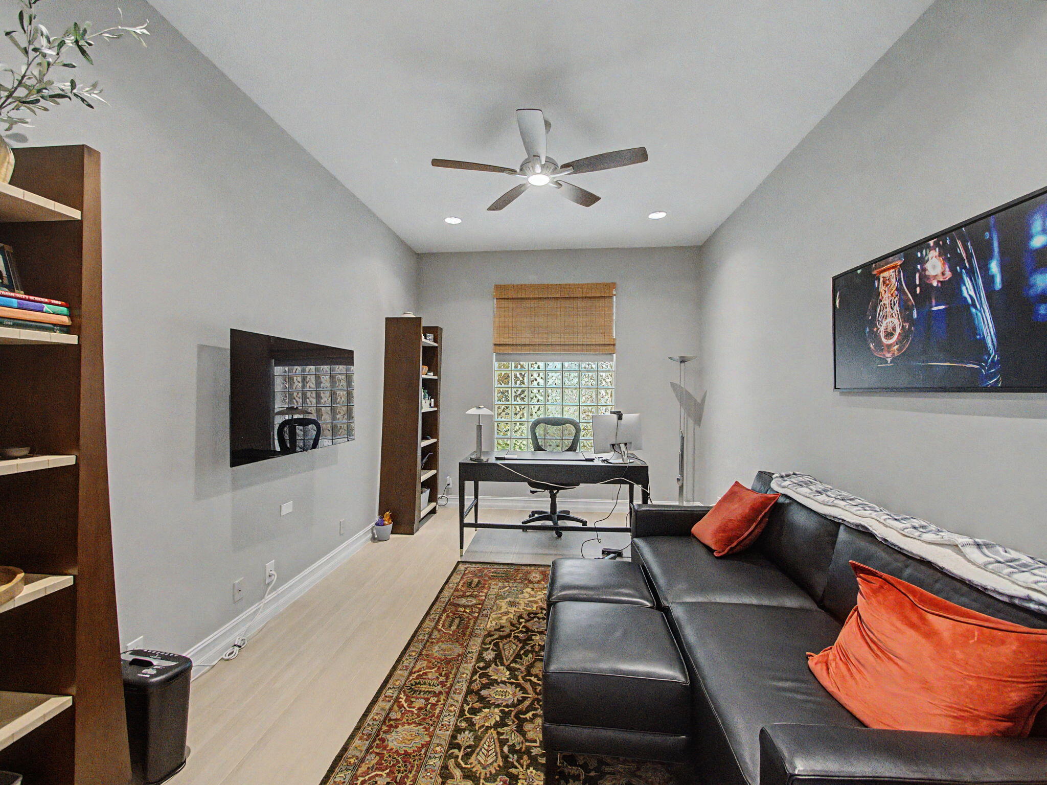 BALLENISLES PODS 20A AND 20B - Residential