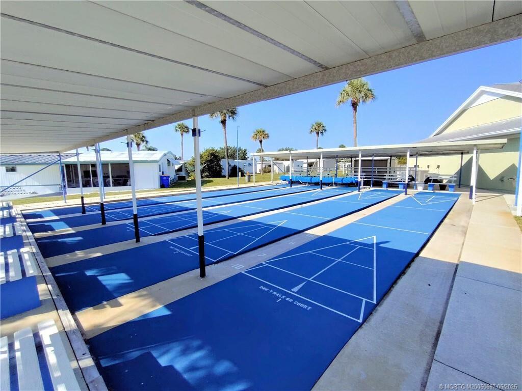 LEISURE VILLAGE MOBILE HM PK UNREC CO-OP - Residential