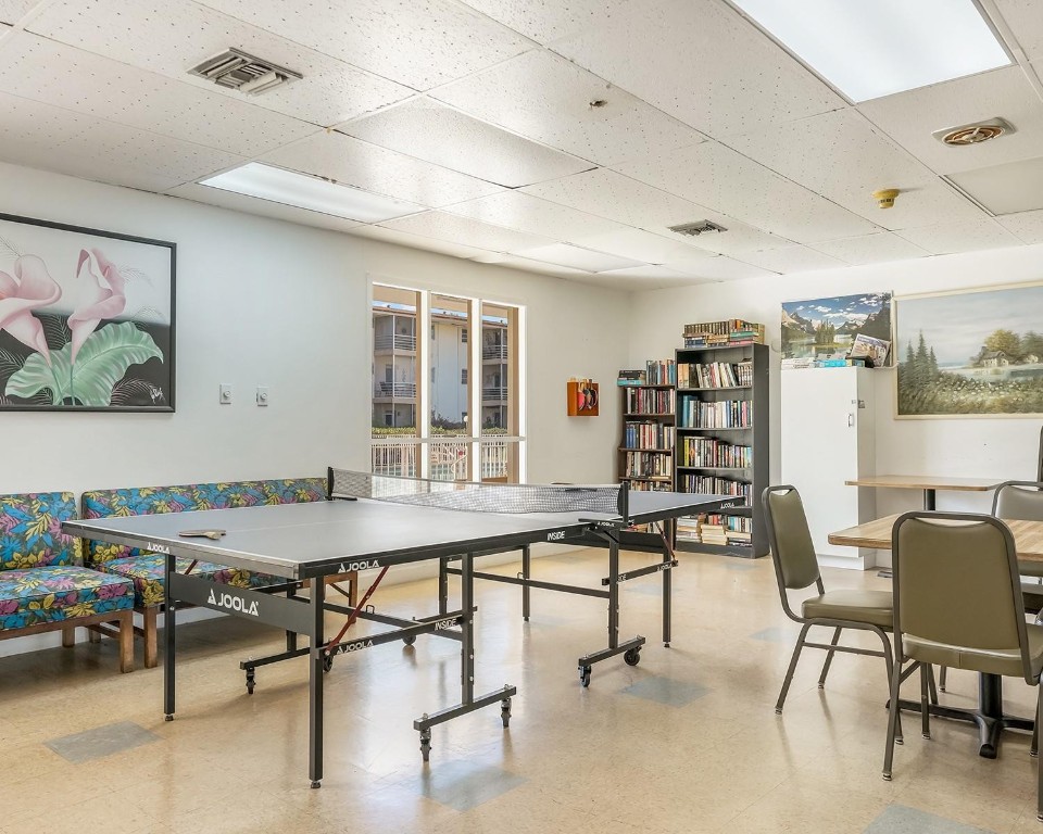 MAR-LEN GARDENS - Residential