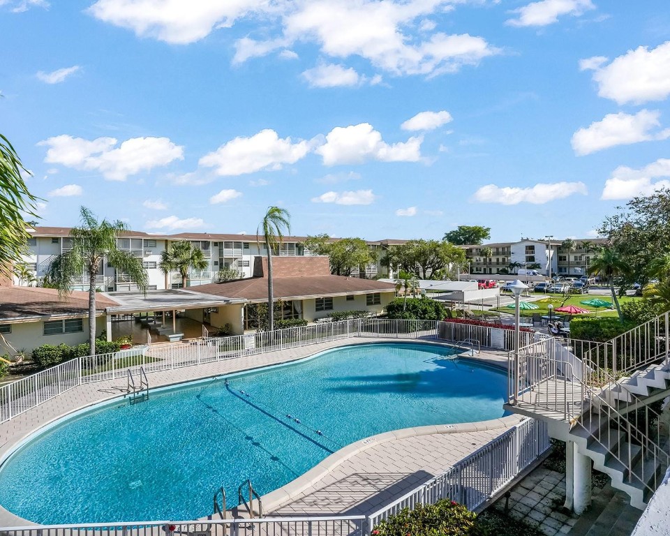 MAR-LEN GARDENS - Residential