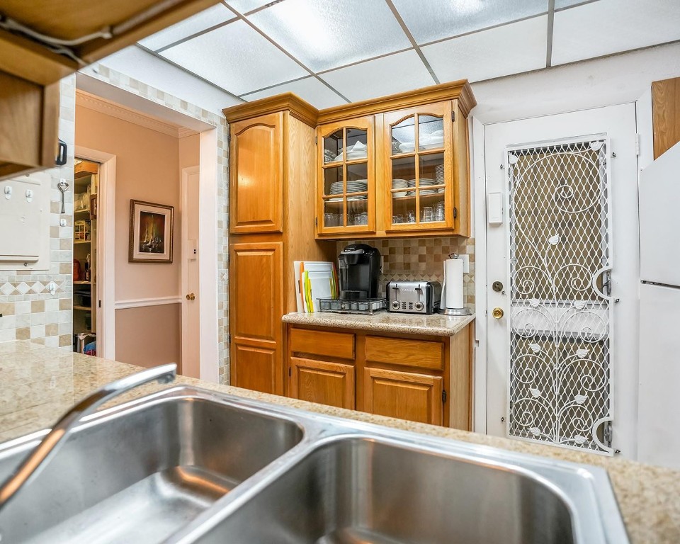 MAR-LEN GARDENS - Residential