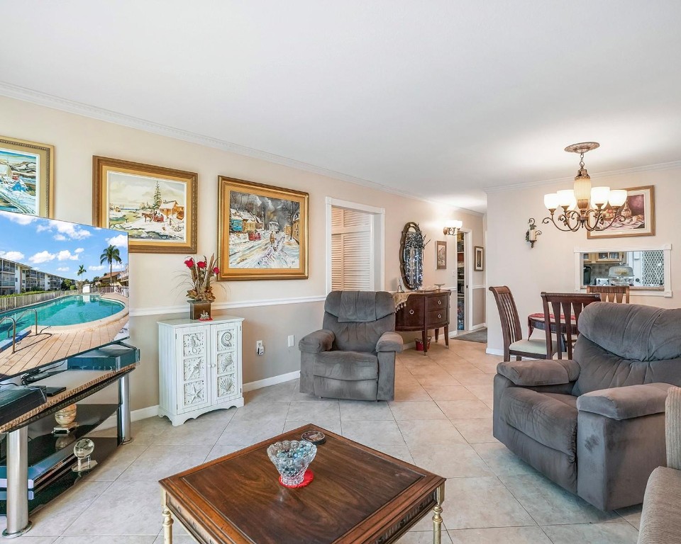 MAR-LEN GARDENS - Residential