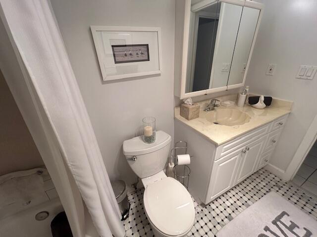 MEADOWBROOK LAKES CONDO - Residential