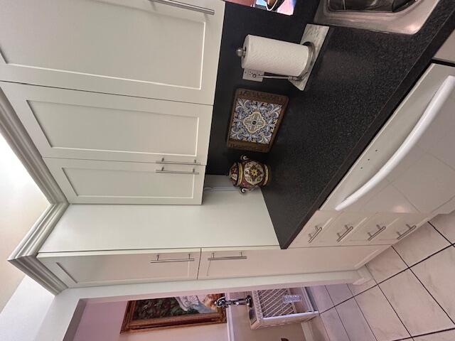 MEADOWBROOK LAKES CONDO - Residential